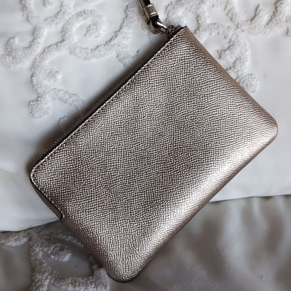 COACH Corner Zip Wristlet Metallic crossgrain leather RARE color- Rose Gold - Picture 9 of 17